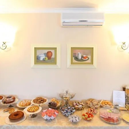 호텔 Altea 4*